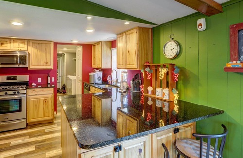 Port Clinton Casa | Port Clinton House w/ Boat Dock on Portage River!