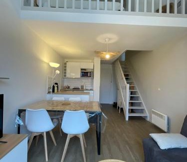 Port Guillaume Apartamento | Port-Guillaume, résidence de vacances avec mer & piscine