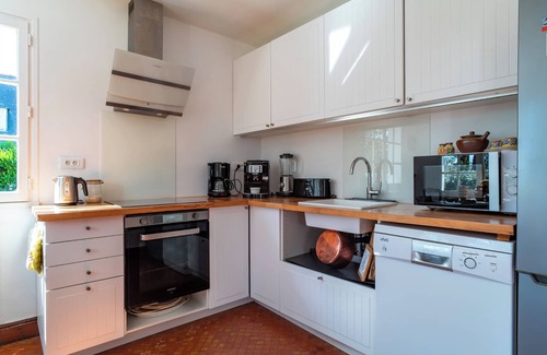 Nevez Casa | Port Manech house 400 m from the beach, Pouldon cove 100 m away, small river view