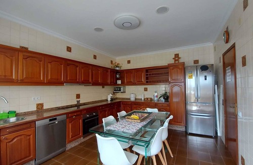 Fazouro Apartamento | Puerto de Foz con 4 habitaciones, jardín, terraza y Barbacoa.