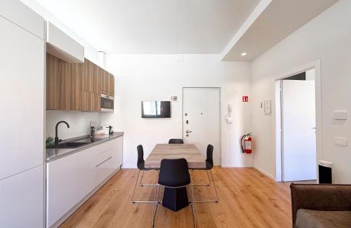 Porta Romana Apartamento | Porta Romana, Tram Stop in front of the house , fast Wi-Fi