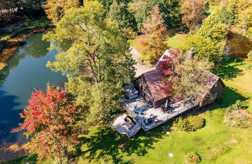 Westfield Casa | Portage Ponds 5 BR/3 Bath close to CHQ, wine trail