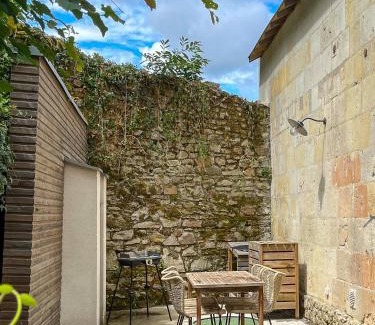 Gennes-Val-de-Loire Casa | Porterie du château Clim Wifi Terrasse Bord Loire