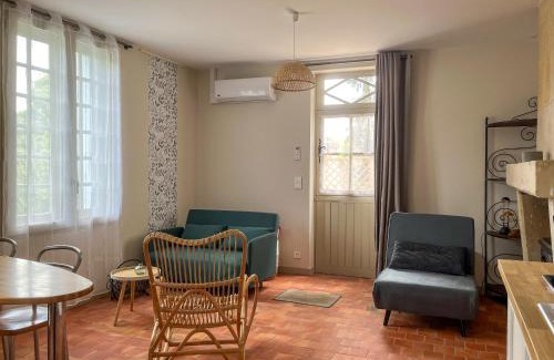 Gennes-Val-de-Loire Casa | Porterie du château Clim Wifi Terrasse Bord Loire