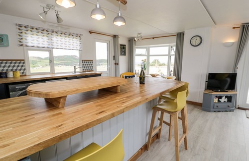 Amlwch Cabaña | Porthwen Lodge