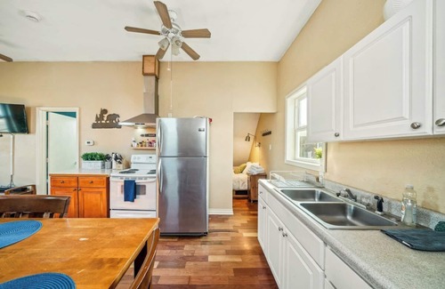 Woodstock Casa | Portland Urban Lodge | Quiet | Walkable | Near