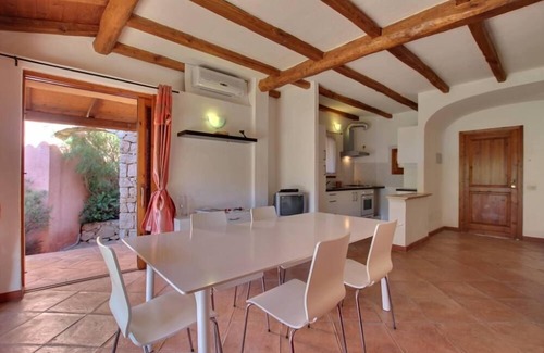 Porto Cervo Villa | PORTO CERVO: Villa con 3 dormitorios, 2 baños, amplia terraza, piscina en condominio
