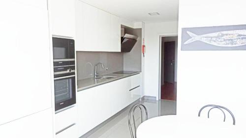Oliveira do Douro Apartamento | Porto & Douro Vista Apartments by Inviting