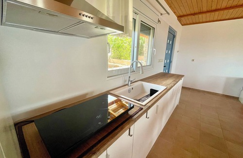 Kilada Casa | Porto Heli Panoramic Seaside Home. Enjoy the sunsets & spacious areas!