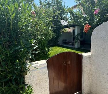 Plepi Casa | Porto Hydra - Villa 44