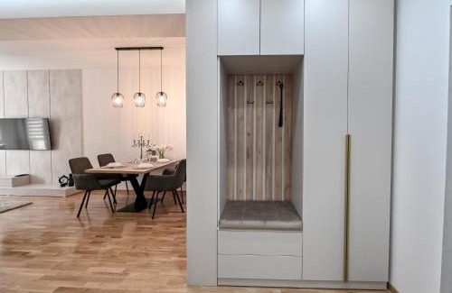 Arandelovac Apartamento | Porto lux