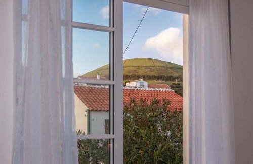 Praia da Vitoria Apartamento | Porto Martins Bay Apartments AL