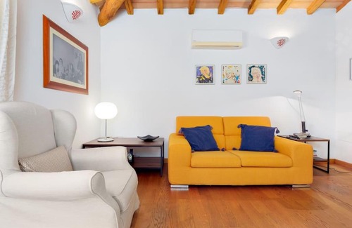 Porto San Paolo Apartamento | [Porto San Paolo] Casa in centro vista Tavolara