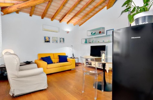 Porto San Paolo Apartamento | [Porto San Paolo] Casa in centro vista Tavolara