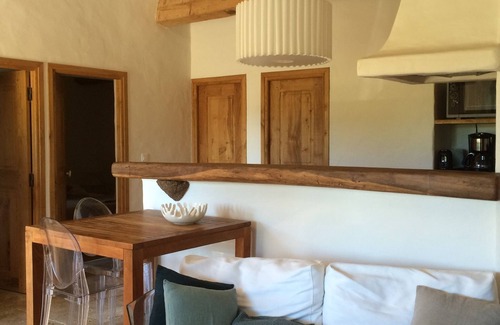 Porto-Vecchio Villa | Porto Vecchio, Palombaggia, villa abierta con vista a la piscina climatizada.