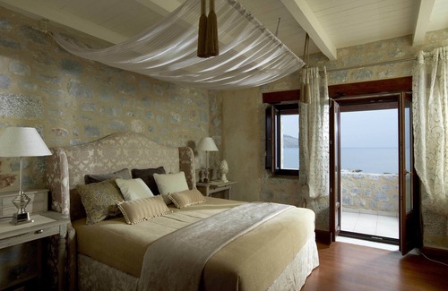 Karavostasi Hotel | Porto Vitilo Boutique Hotel