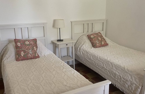 Silves Otro | Portugués granja con jardín amurallado y piscina privada