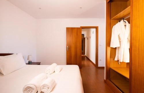 Viana do Castelo Casa | Portugal Active Encosta House