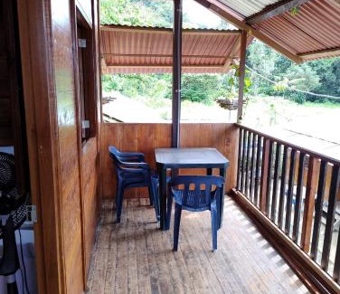 Nuqui Cama Y Desayuno | Posada Cachalote