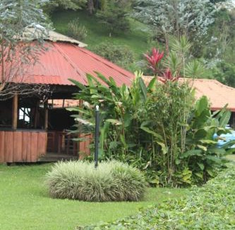 Santa Cruz de Turrialba Casa | Posada de Leda y Jose