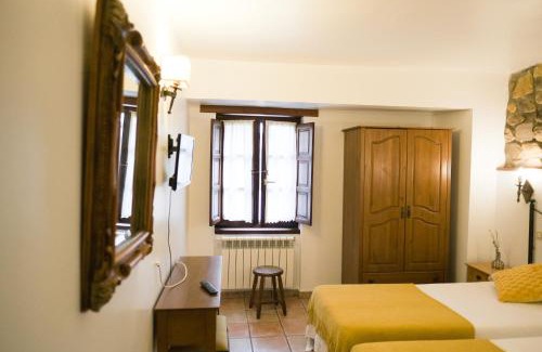 Los Corrales de Buelna Casa | Posada la Estela de Barros
