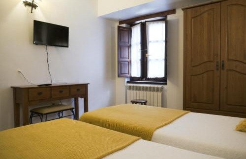 Los Corrales de Buelna Casa | Posada la Estela de Barros