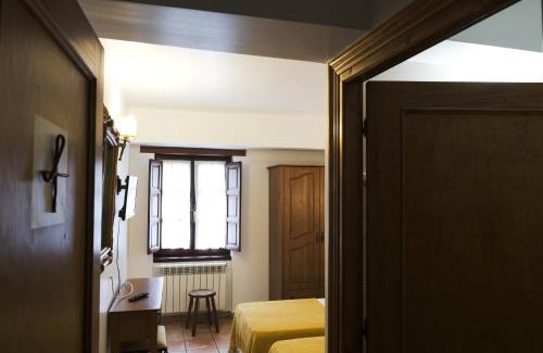 Los Corrales de Buelna Casa | Posada la Estela de Barros
