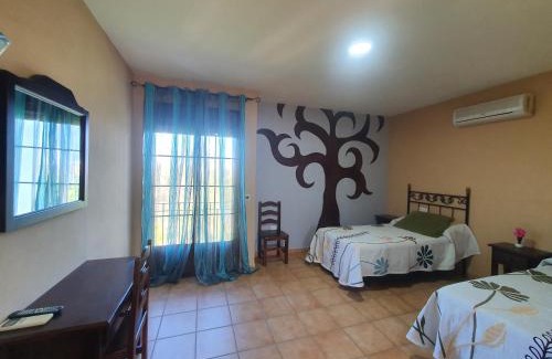 El Granado Casa | POSADA LOS PEDREGALES