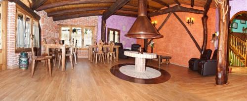 Lon Casa | Posada Peñas Arriba