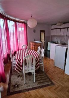 Nis Apartamento | Poseidon Apartment