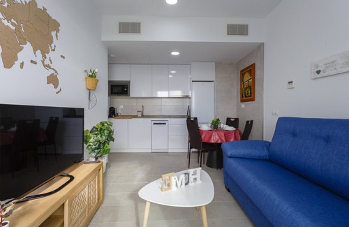Cadiz Apartamento | POSEIDON Beach Apartment & parking by Cadiz4Rental