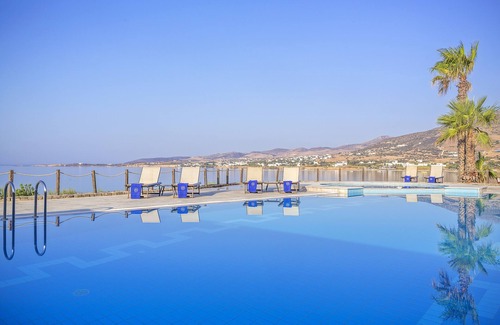 Chrissi Akti Apartamento | Poseidon of Paros