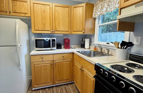 Southern Shores Casa | Poseidon’s Mini Getaway: Serene Outer Banks Retreat Near the Beach