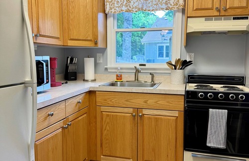 Southern Shores Casa | Poseidon’s Mini Getaway: Serene Outer Banks Retreat Near the Beach