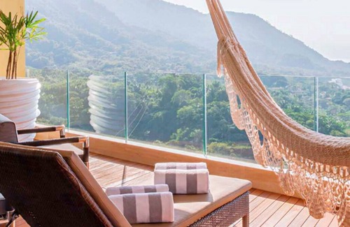 South Shore Hotel Area Complejo | Posh 2 Bedroom Penthouse with Private Jacuzzi on Adult-Only Resort