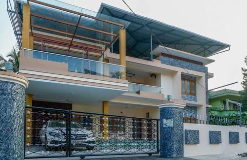 Thrissur Casa | Posh 7 BHK at BELLJEM Homes inside colony close to city