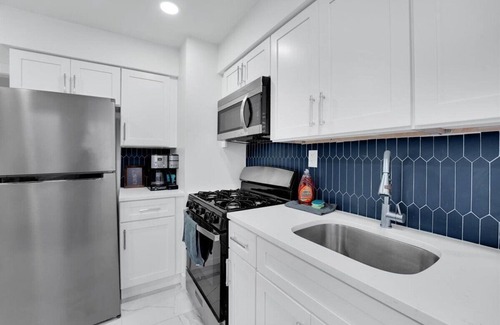 Elizabeth Casa | Posh Living Condo sleeps 7