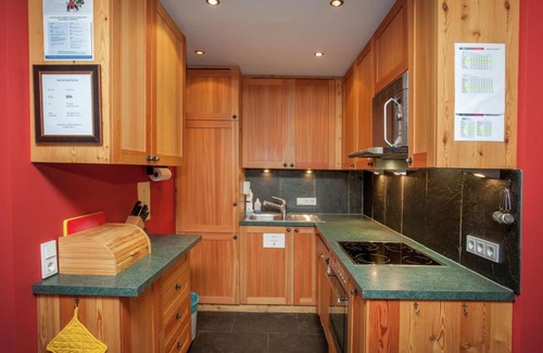 Sankt Anton am Arlberg Casa | Posh Mansion in Sankt with 2 Saunas Whirlpool Jacuzzi