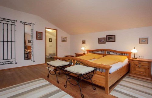 Sankt Anton am Arlberg Casa | Posh Mansion in Sankt with 2 Saunas Whirlpool Jacuzzi