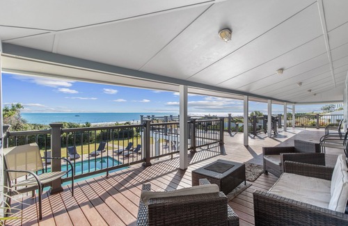 Myrtle Beach Casa | Posh Ocean Front: Huge Private Pool/Yard/Spa/Patio/GameRoom w 4 En-Suite BathRms