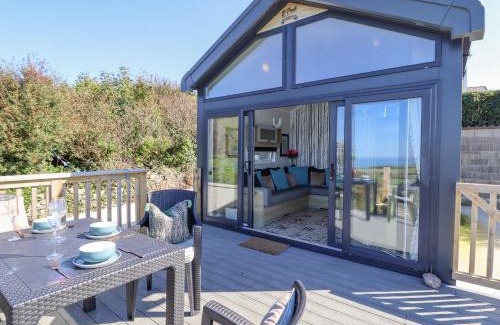 Cemaes Bay Casa | Posh Pod