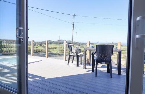 Cemaes Bay Casa | Posh Pod