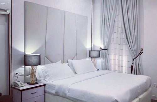 Benin City Hotel | PoshLux Executive Hotel