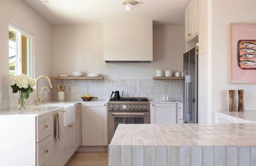 East Mesa Casa | Post Script Beach House, Barefoot Luxury in Santa Barbara