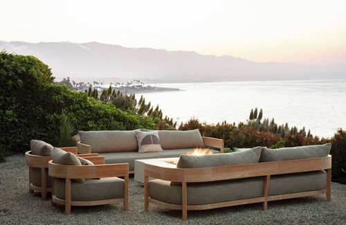 East Mesa Casa | Post Script Beach House, Barefoot Luxury in Santa Barbara