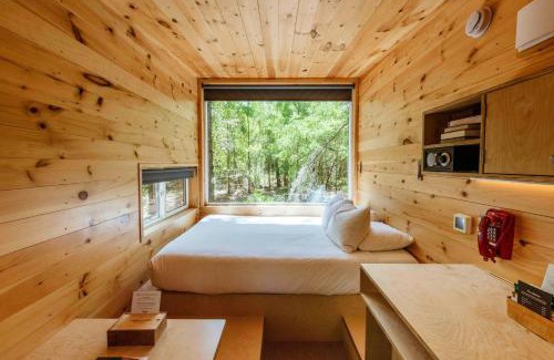 Navasota Otro | Postcard Cabins Brazos Valley