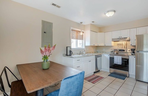 East Ocean View Casa | Postcards from the Bay