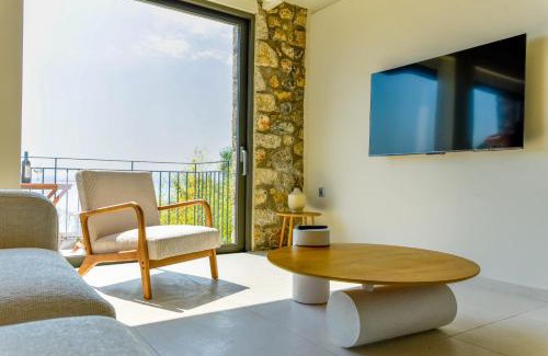 Paralia Vergas Villa | Potis Suites