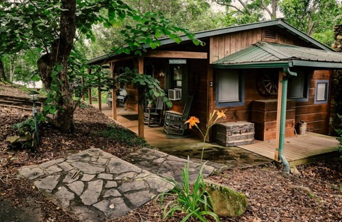 Candler Cabina | Potting Shed Cabin: 2-night minimum