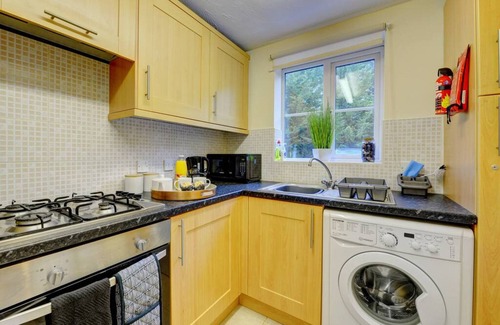 Long Itchington Casa | Pound House· 2 Bed House Sleeps 6 Southam Town Centre - Inspire Homes